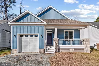 133 6th St, Colonial Beach, VA 22443 - Photo 1