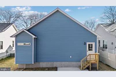 133 6th St, Colonial Beach, VA 22443 - Photo 32