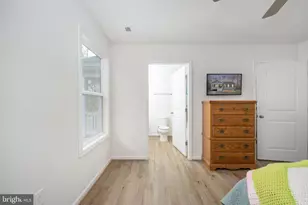 218 Shorewood Dr, Colonial Beach, VA 22443 - Photo 20