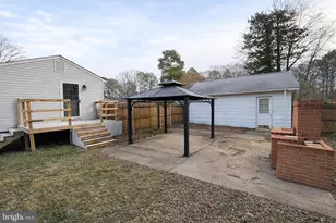 219 Cedar Ln, Colonial Beach, VA 22443 - Photo 30