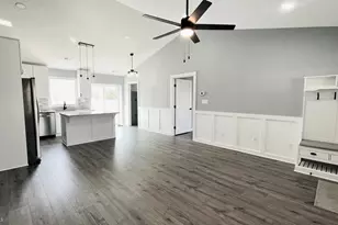 408 Wirt St, Colonial Beach, VA 22443 - Photo 4