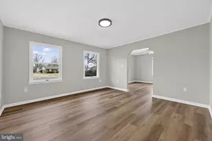 186 E Potomac Dr, Colonial Beach, VA 22443 - Photo 10