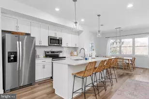 308 Douglas Ave, Colonial Beach, VA 22443 - Photo 10