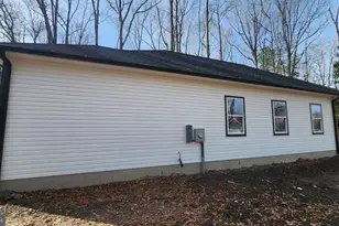 175 Rose Way, Colonial Beach, VA 22443 - Photo 16