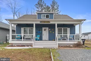 324 3rd St, Colonial Beach, VA 22443 - Photo 1