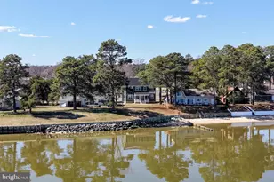54 Shore Dr, Colonial Beach, VA 22443 - Photo 4