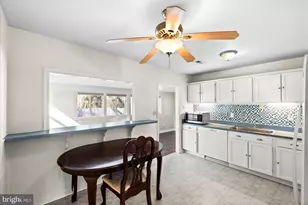 227 7th St, Colonial Beach, VA 22443 - Photo 10