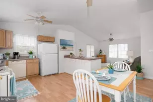 200 5th St, Colonial Beach, VA 22443 - Photo 12