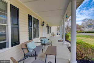 202 Santa Maria Ave, Colonial Beach, VA 22443 - Photo 4