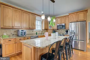 202 Santa Maria Ave, Colonial Beach, VA 22443 - Photo 24