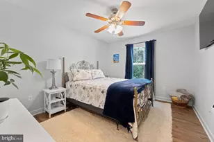 305 Cedar Ln, Colonial Beach, VA 22443 - Photo 16