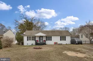 514 Albrough Blvd, Colonial Beach, VA 22443 - Photo 1