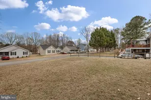 514 Albrough Blvd, Colonial Beach, VA 22443 - Photo 10