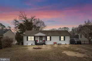 514 Albrough Blvd, Colonial Beach, VA 22443 - Photo 2