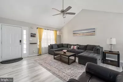 219 Santa Maria Avenue, Colonial Beach, VA 22443 - Photo 6