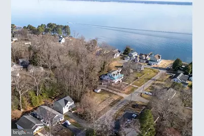 109 12th Street, Colonial Beach, VA 22443 - Photo 2
