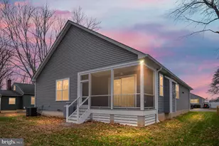 709 Garfield Ave, Colonial Beach, VA 22443 - Photo 2