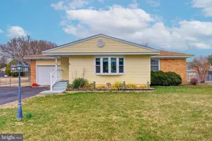 62 Darl Cir, Colonial Beach, VA 22443 - Photo 2