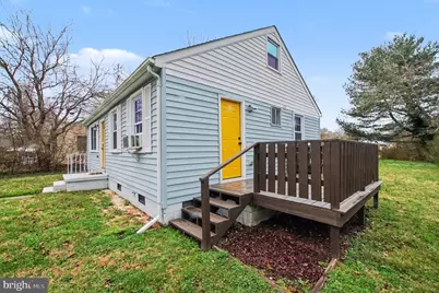 217 Locust Avenue, Colonial Beach, VA 22443 - Photo 4