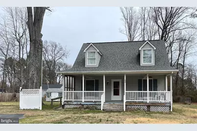 588 Wakefield Drive, Colonial Beach, VA 22443 - Photo 2