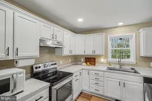 261 Azure Dr, Colonial Beach, VA 22443 - Photo 16