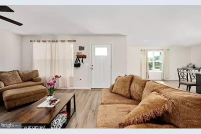 669 Lakeview Drive, Colonial Beach, VA 22443 - Photo 32