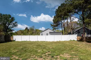 669 Lakeview Dr, Colonial Beach, VA 22443 - Photo 40