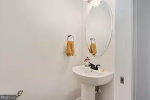 669 Lakeview Dr, Colonial Beach, VA 22443 - Photo 28