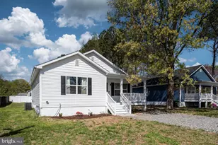 669 Lakeview Dr, Colonial Beach, VA 22443 - Photo 54