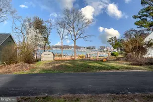 1223 Shore Dr, Colonial Beach, VA 22443 - Photo 2