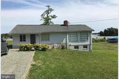 660 Shore Drive, Colonial Beach, VA 22443 - Photo 4