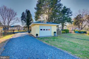 946 Bryant Ave, Colonial Beach, VA 22443 - Photo 10