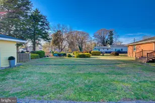 946 Bryant Ave, Colonial Beach, VA 22443 - Photo 6