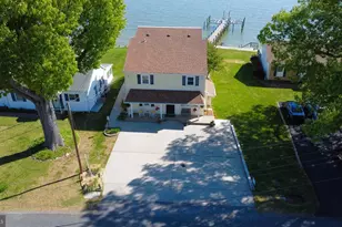 162 Shore Dr, Colonial Beach, VA 22443 - Photo 52