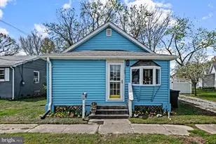 109 Bancroft Ave, Colonial Beach, VA 22443 - Photo 2