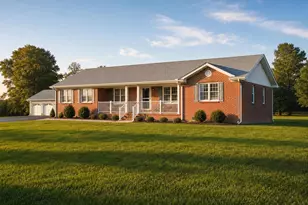 38 Silverleaf Dr, Hague, VA 22469 - Photo 1