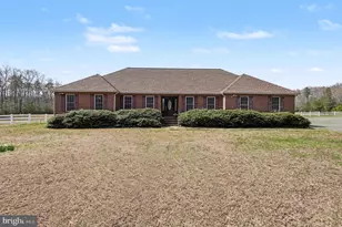 2383 Rappahannock Rd, Colonial Beach, VA 22443 - Photo 1