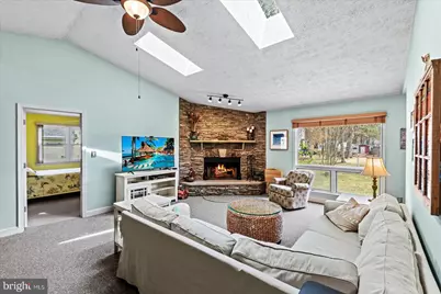 121 11th Street S, Colonial Beach, VA 22443 - Photo 10