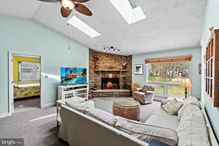 121 11th Street S, Colonial Beach, VA 22443 - Photo 10