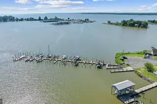 241 Potomac Ln, Colonial Beach, VA 22443 - Photo 12