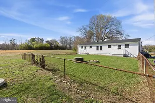 20289 Ridge Rd, Colonial Beach, VA 22443 - Photo 2