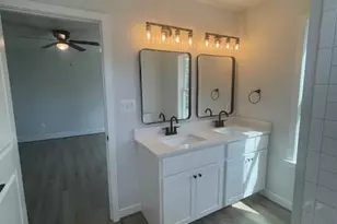 512 Livingstone St, Colonial Beach, VA 22443 - Photo 12