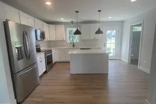 512 Livingstone St, Colonial Beach, VA 22443 - Photo 38