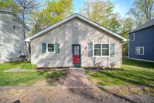213 12th St, Colonial Beach, VA 22443 - Photo 2