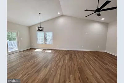 959 Mattox Avenue, Colonial Beach, VA 22443 - Photo 12