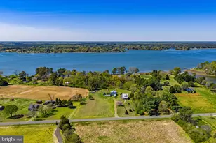 4809 Coles Point Rd, Hague, VA 22469 - Photo 4