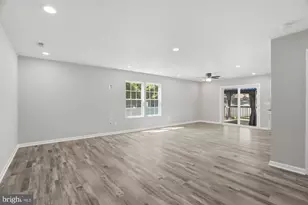 283 Shorewood Dr, Colonial Beach, VA 22443 - Photo 6