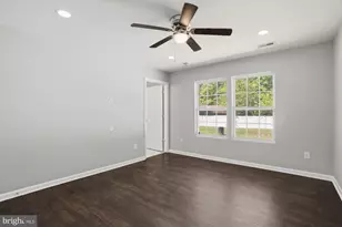 283 Shorewood Dr, Colonial Beach, VA 22443 - Photo 14
