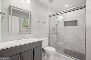 283 Shorewood Dr, Colonial Beach, VA 22443 - Photo 16