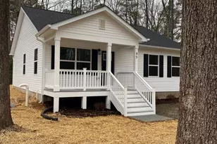 921 Jackson St, Colonial Beach, VA 22443 - Photo 2